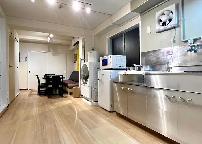 山手線池袋駅 徒歩6分 東池袋駅徒歩3分 2~5人 エレベーター Wifi 新宿/渋谷/銀座/築地/浅草/原宿近い！